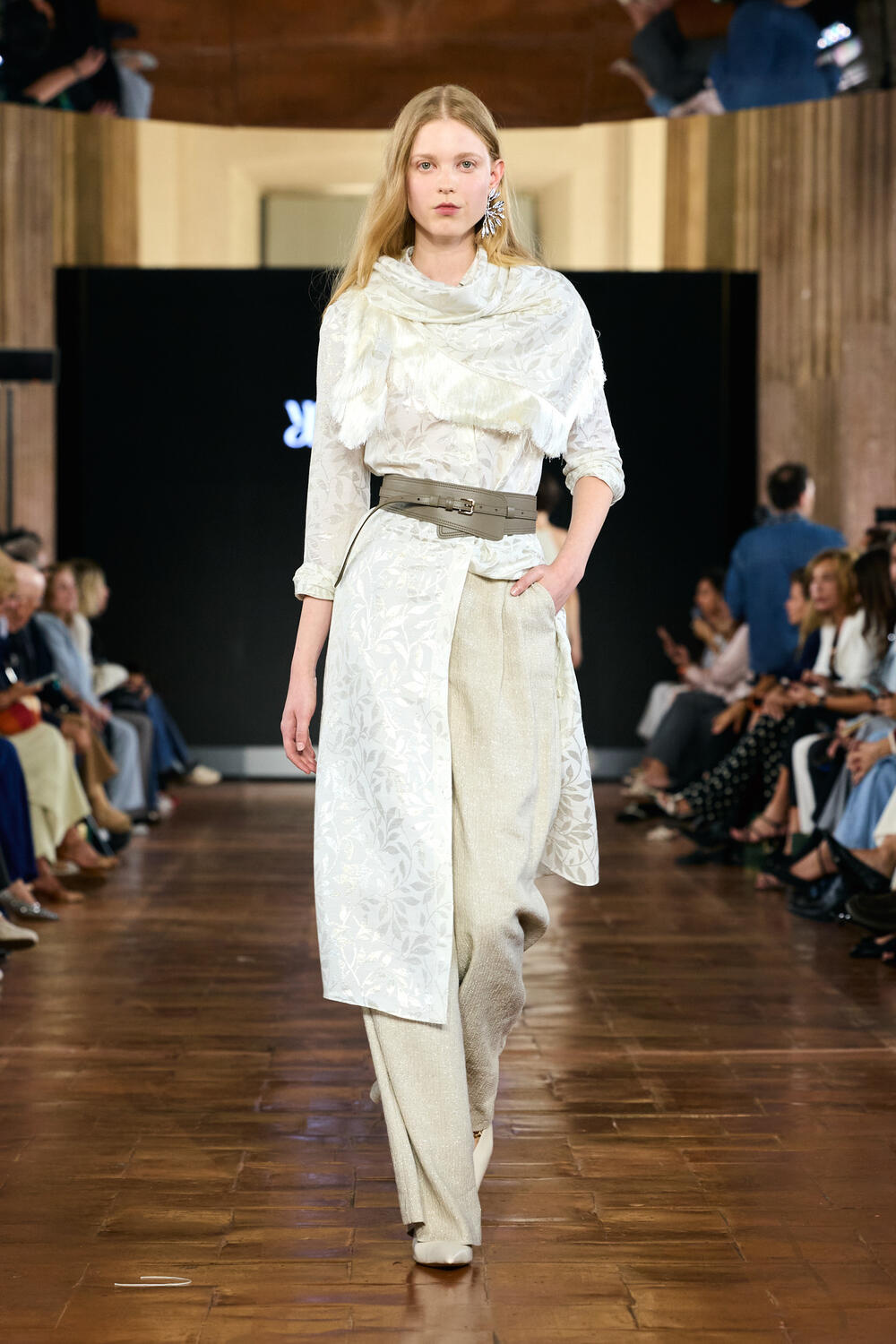 SHENZHEN FUTIAN WOMEN SS 2027 - Foto #60