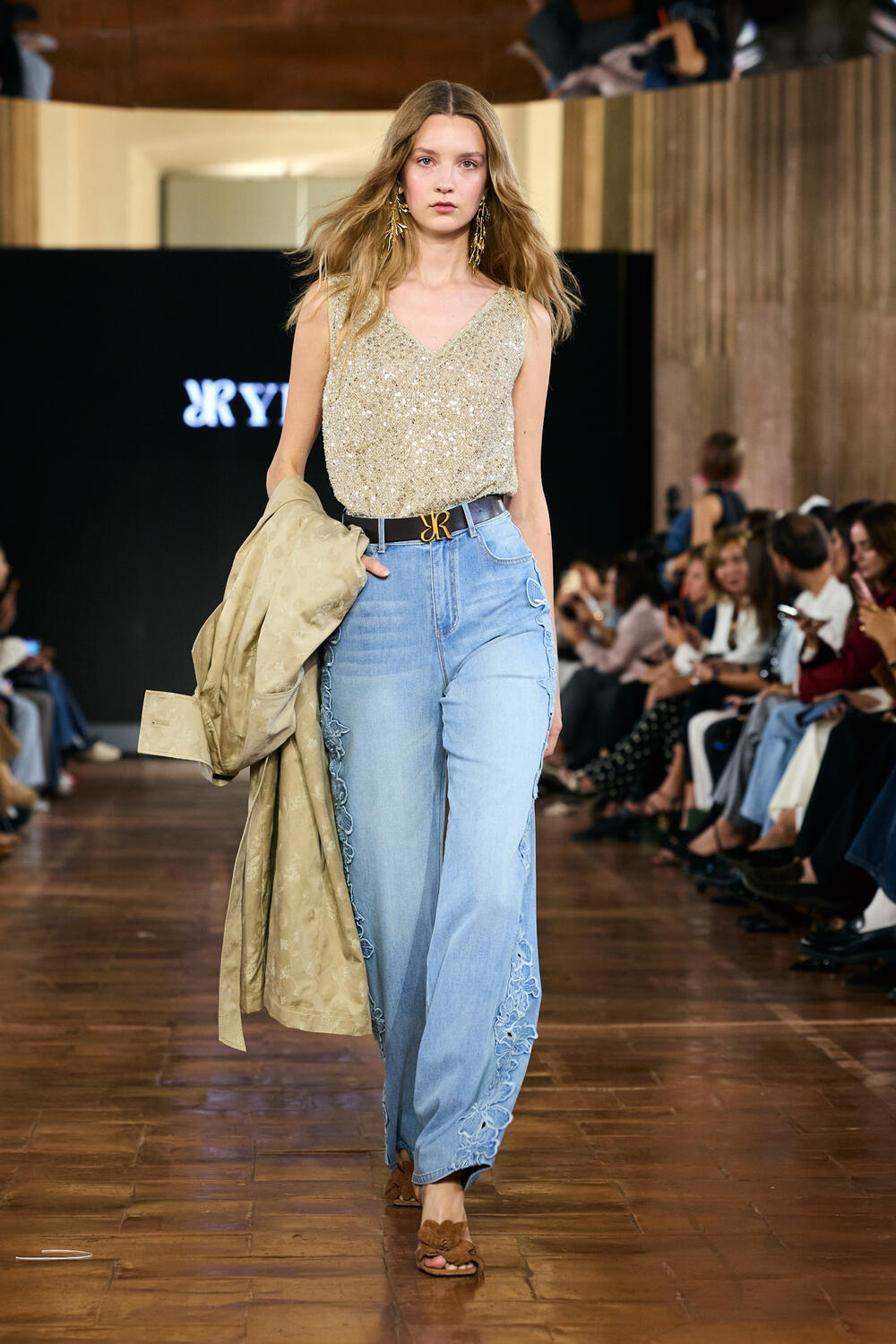 SHENZHEN FUTIAN WOMEN SS 2027 - Foto #56
