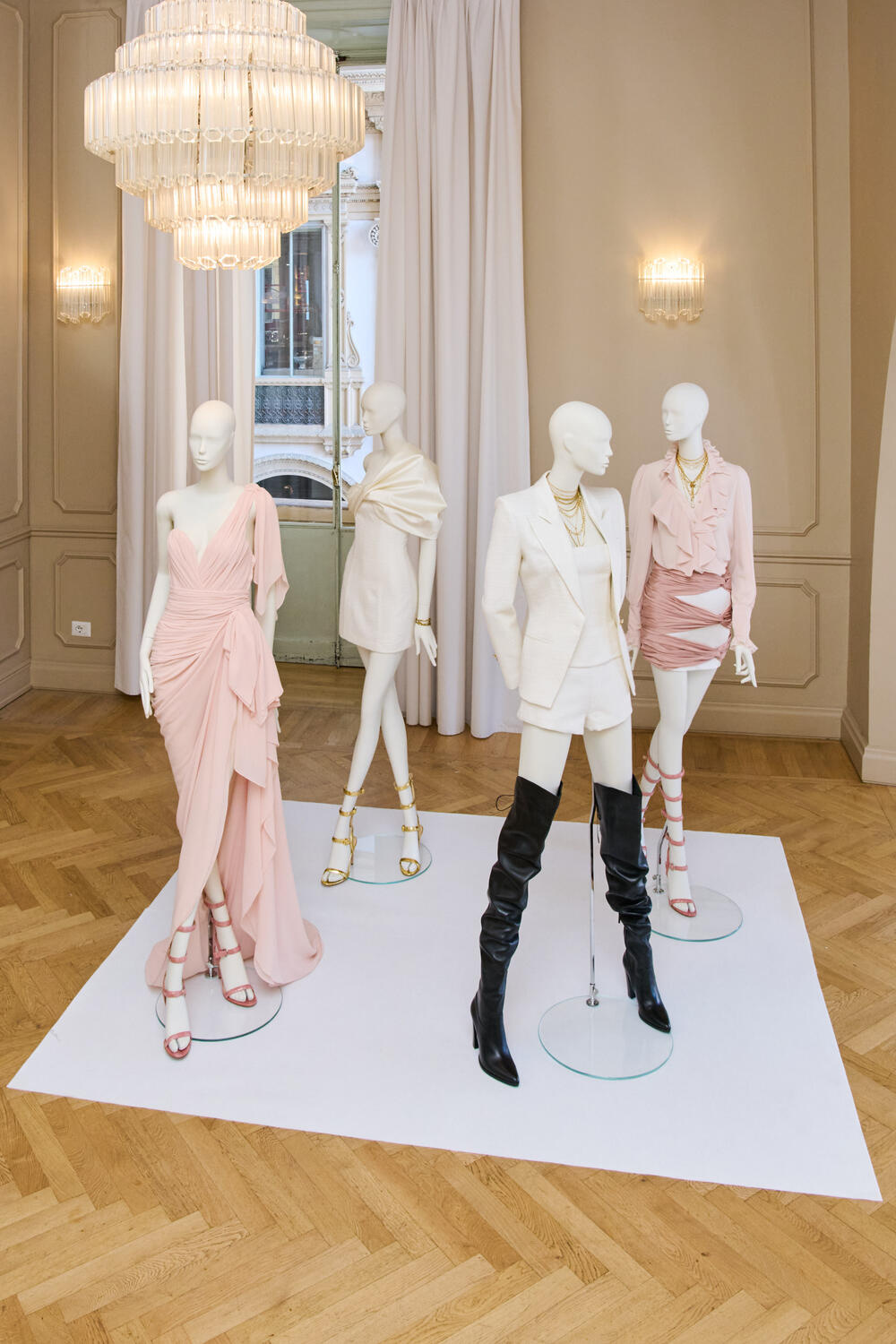 REDEMPTION WOMEN SS 2027 - Foto #0