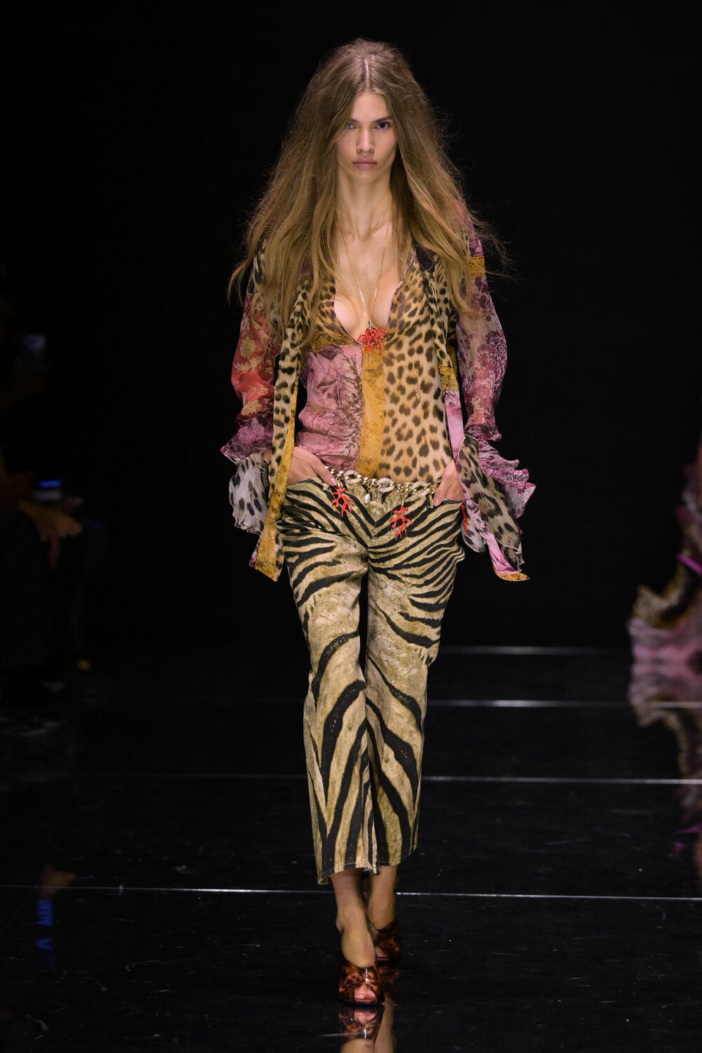 ROBERTO CAVALLI WOMEN SS 2027 - Foto #5