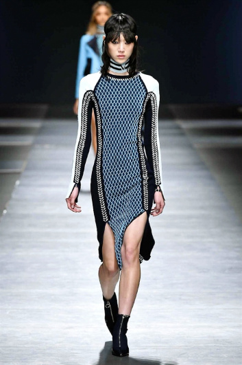 Fotoservizio/FW 2016-2017/WOMEN/VERSACE/DP2/7
