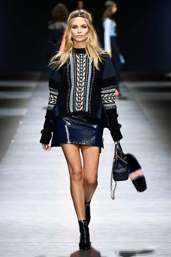 Fotoservizio/FW 2016-2017/WOMEN/VERSACE/DP2/11
