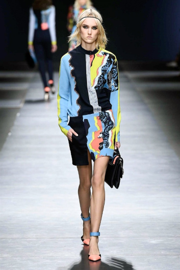 Fotoservizio/FW 2016-2017/WOMEN/VERSACE/DP2/0