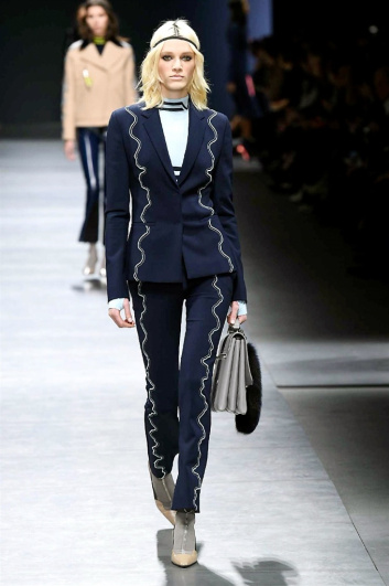 Fotoservizio/FW 2016-2017/WOMEN/VERSACE/DP2/9