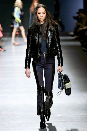 Fotoservizio/FW 2016-2017/WOMEN/VERSACE/DP2/11