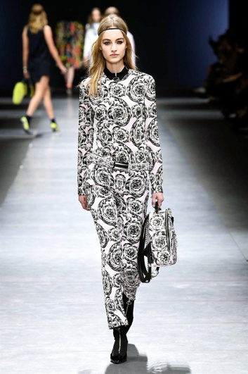 Fotoservizio/FW 2016-2017/WOMEN/VERSACE/DP2/17