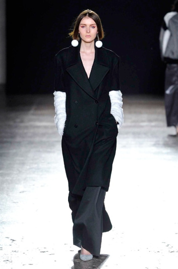 Fotoservizio/FW 2016-2017/WOMEN/ATSUSHI NAKASHIMA/DP2/5