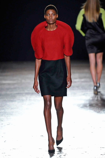 Fotoservizio/FW 2016-2017/WOMEN/ATSUSHI NAKASHIMA/DP2/3