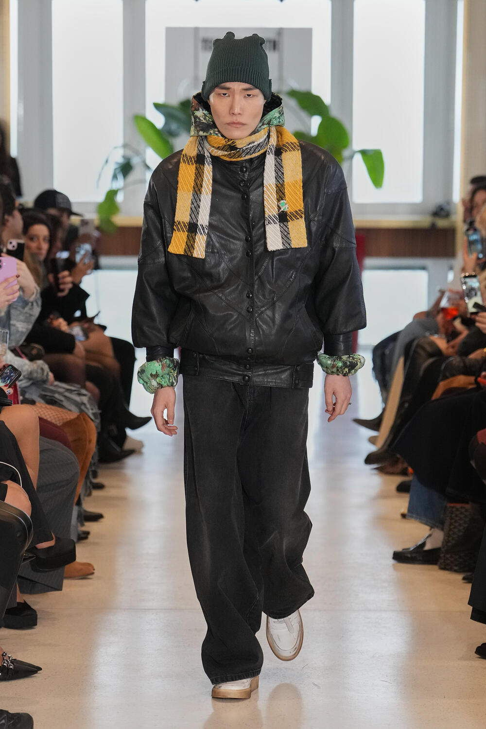 TELL THE TRUTH WOMEN FW 26-27 - Foto #1