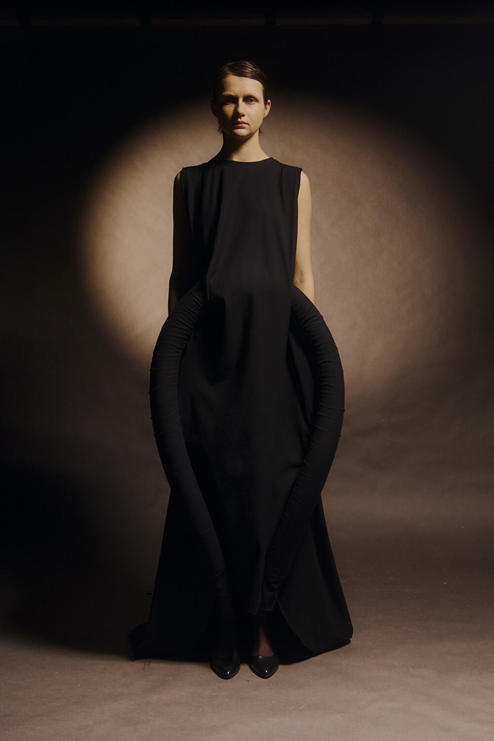 IVAN DELOGU SENES WOMEN FW 26-27 - Foto #0