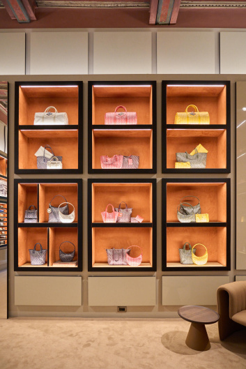 Fotoservizio/SS 2026/DESIGN/EVENTO/MOYNAT/DP2/20