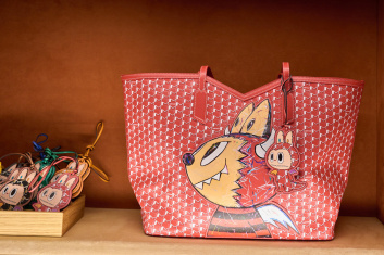 Fotoservizio/SS 2026/DESIGN/EVENTO/MOYNAT/DP2/29
