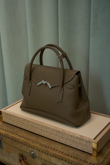 Fotoservizio/SS 2026/DESIGN/EVENTO/MOYNAT/DP2/43