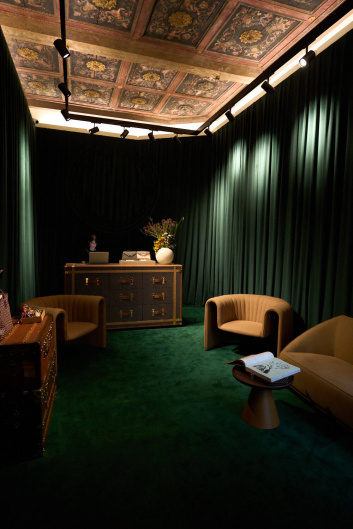 Fotoservizio/SS 2026/DESIGN/EVENTO/MOYNAT/DP2/44