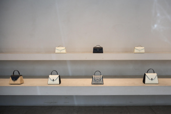 Fotoservizio/SS 2026/DESIGN/EVENTO/VALEXTRA/DP2/27
