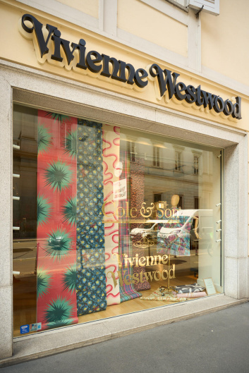 VIVIENNE WESTWOOD