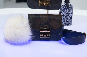 Fotoservizio/FW 2016-2017/WOMEN/FURLA/DP2/22