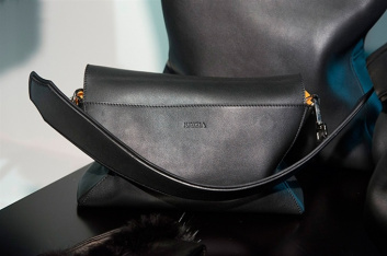 Fotoservizio/FW 2016-2017/WOMEN/KRIZIA/DP2/15