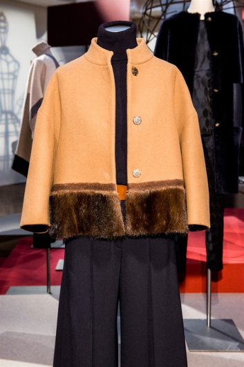 Fotoservizio/FW 2016-2017/WOMEN/PIAZZA SEMPIONE/DP2/4