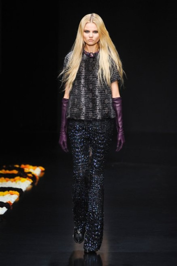 Fotoservizio/FW 2012-2013/WOMEN/ROBERTO CAVALLI/11