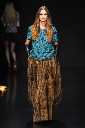 Fotoservizio/FW 2012-2013/WOMEN/ROBERTO CAVALLI/12