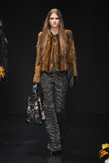 Fotoservizio/FW 2012-2013/WOMEN/ROBERTO CAVALLI/27