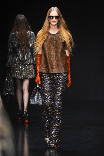 Fotoservizio/FW 2012-2013/WOMEN/ROBERTO CAVALLI/30