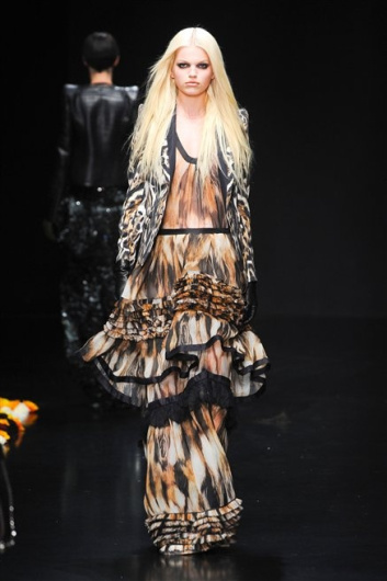 Fotoservizio/FW 2012-2013/WOMEN/ROBERTO CAVALLI/39