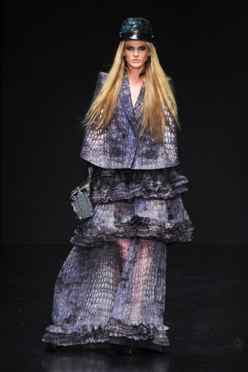 Fotoservizio/FW 2012-2013/WOMEN/ROBERTO CAVALLI/46