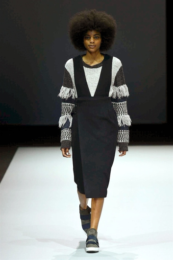 Fotoservizio/FW 2016-2017/WOMEN/UJOH/DP2/2