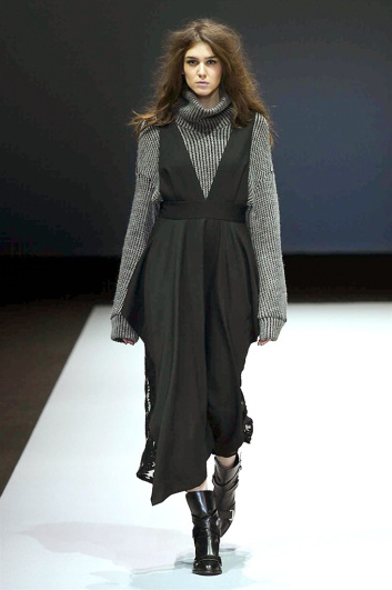 Fotoservizio/FW 2016-2017/WOMEN/UJOH/DP2/0
