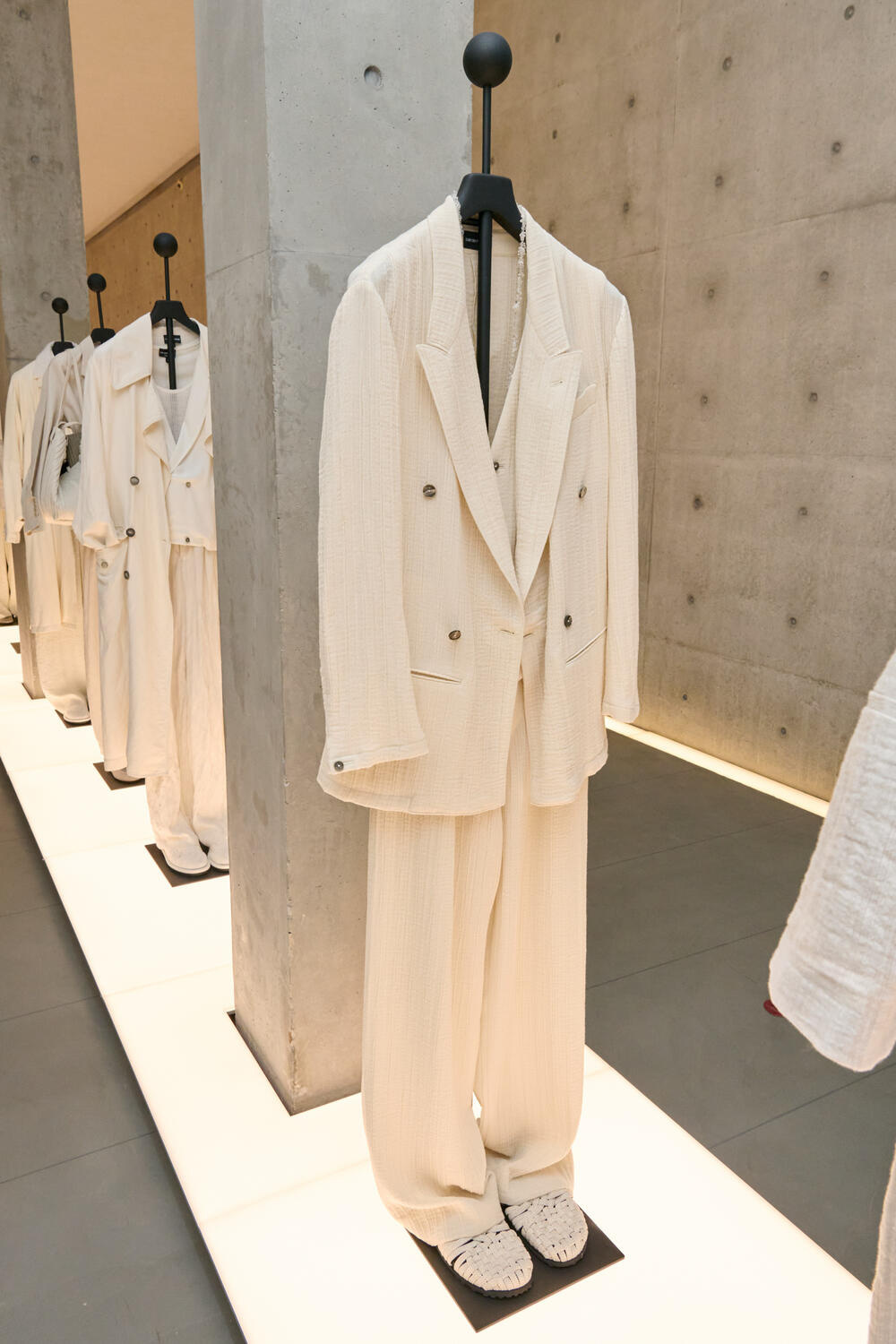 EMPORIO ARMANI WOMEN SS 2027 - Foto #10