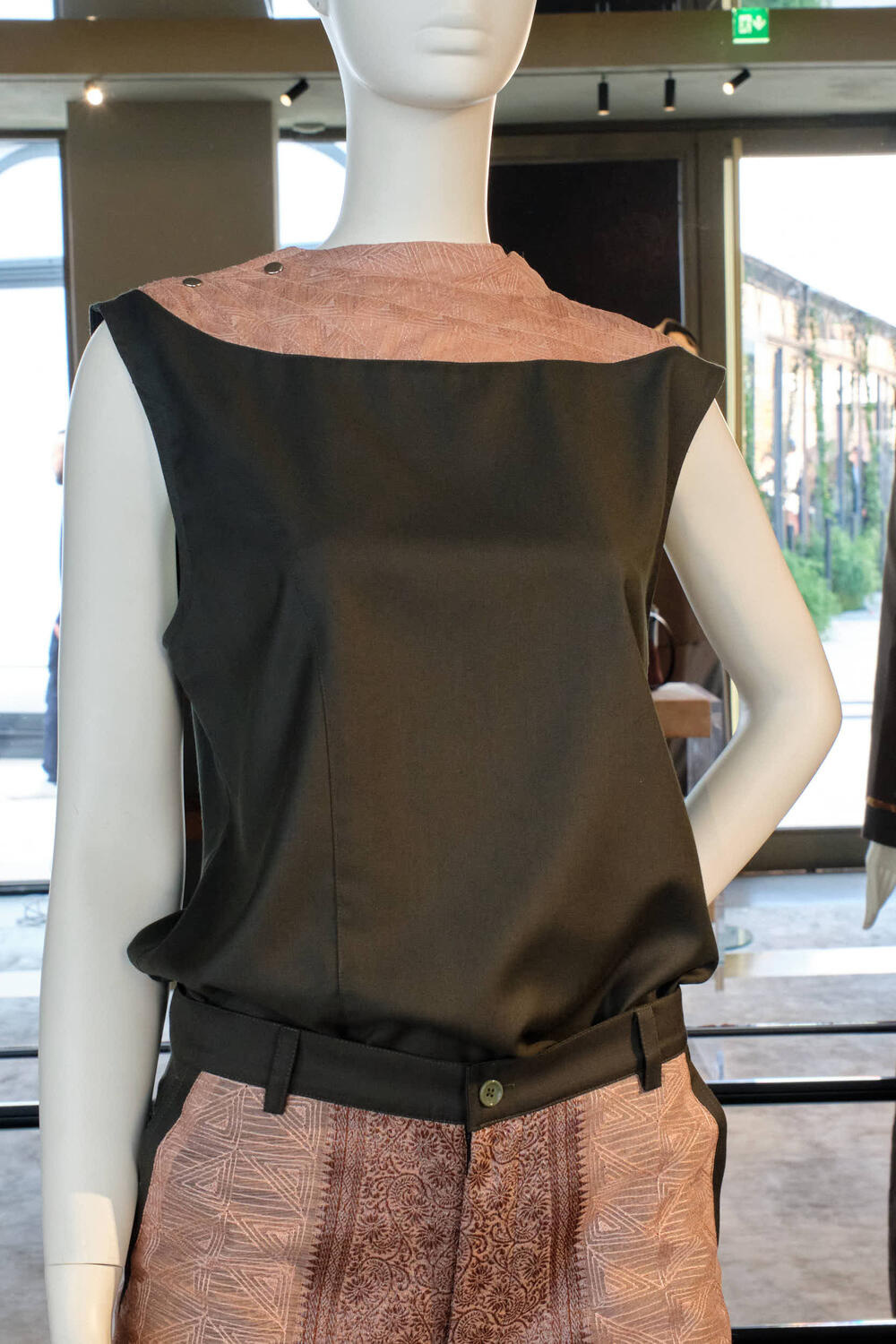 ABSENT FINDINGS WOMEN SS 2027 - Foto #4