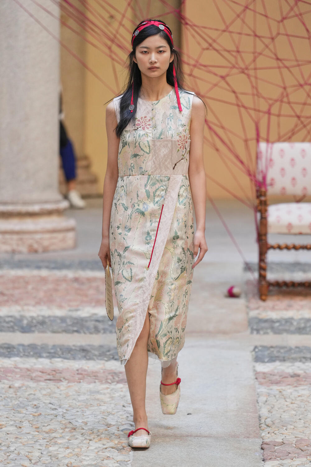 HUI WOMEN SS 2027 - Foto #6