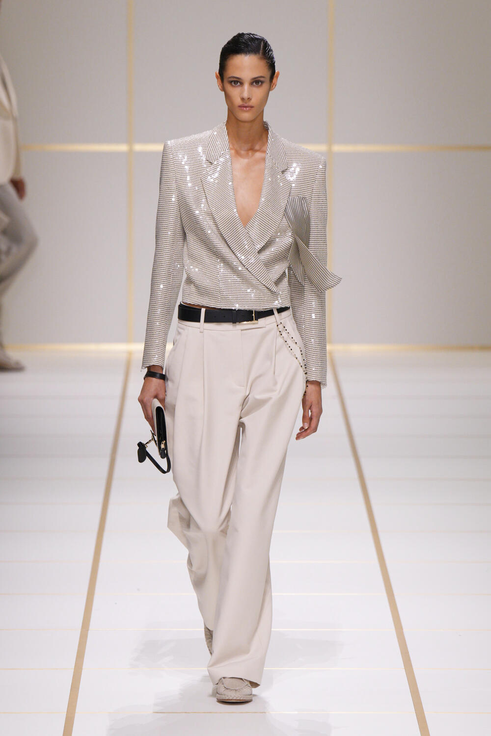 GIORGIO ARMANI WOMEN SS 2027 - Foto #2