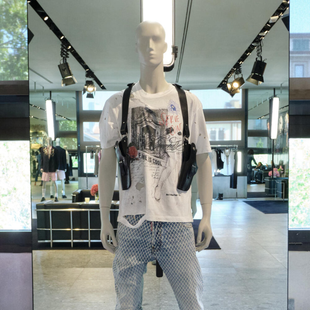 DSQUARED2