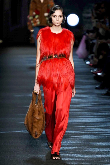 Fotoservizio/FW 2016-2017/WOMEN/BLUMARINE/DP2/7