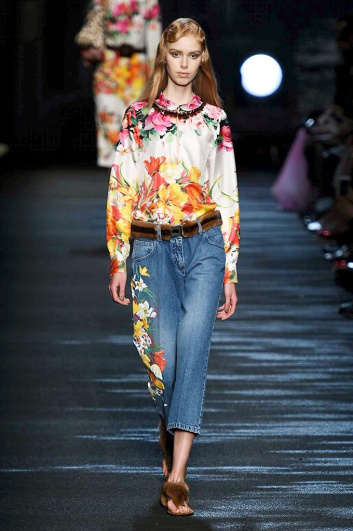 Fotoservizio/FW 2016-2017/WOMEN/BLUMARINE/DP2/10