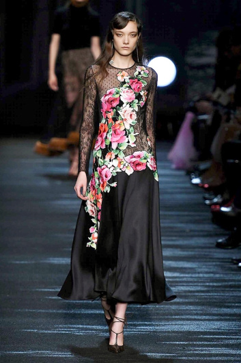 Fotoservizio/FW 2016-2017/WOMEN/BLUMARINE/DP2/21