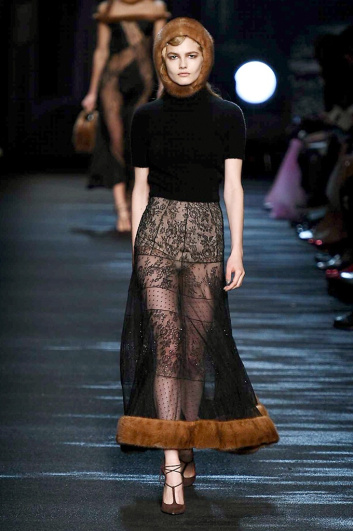 Fotoservizio/FW 2016-2017/WOMEN/BLUMARINE/DP2/22