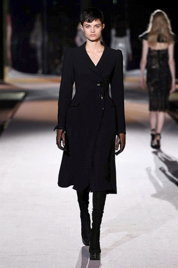 Fotoservizio/FW 2016-2017/WOMEN/ERMANNO SCERVINO/DP2/13