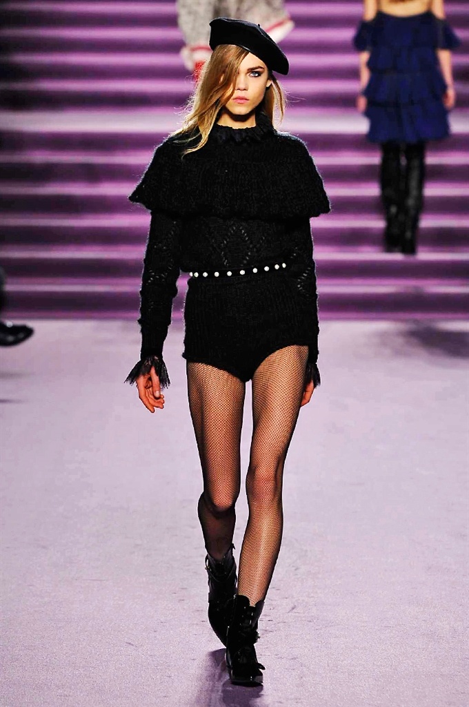Fotoservizio/FW 2016-2017/WOMEN/PHILOSOPHY DI LORENZO SERAFINI/DP2/17
