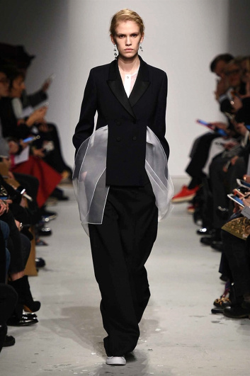 Fotoservizio/FW 2016-2017/WOMEN/PORTS 1961/DP2/3