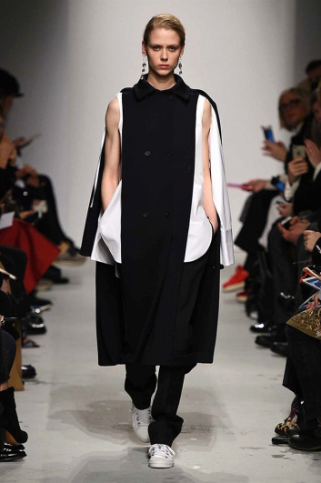 Fotoservizio/FW 2016-2017/WOMEN/PORTS 1961/DP2/4