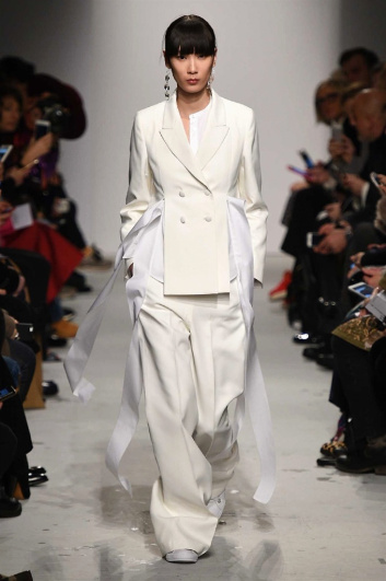 Fotoservizio/FW 2016-2017/WOMEN/PORTS 1961/DP2/0