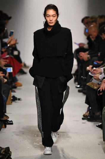 Fotoservizio/FW 2016-2017/WOMEN/PORTS 1961/DP2/16