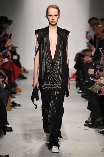 Fotoservizio/FW 2016-2017/WOMEN/PORTS 1961/DP2/17
