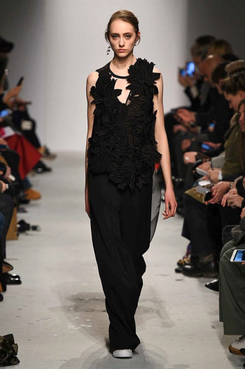 Fotoservizio/FW 2016-2017/WOMEN/PORTS 1961/DP2/18
