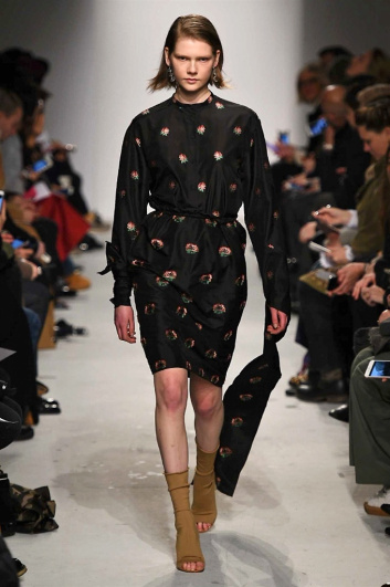 Fotoservizio/FW 2016-2017/WOMEN/PORTS 1961/DP2/19