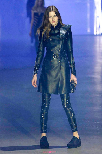 Fotoservizio/FW 2016-2017/WOMEN/PHILIPP PLEIN/DP2/4